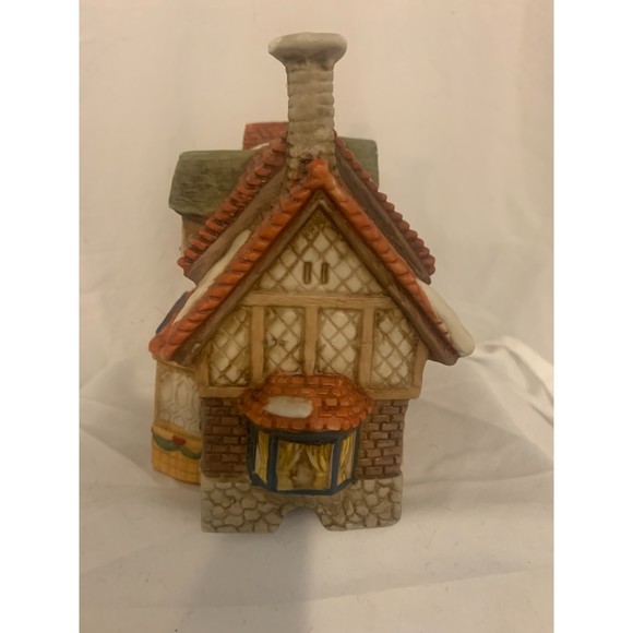 Lighted Porcelain Christmas Village Inn Light Not included - Picture 2 of 5